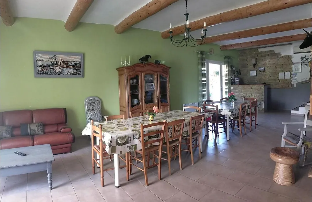 La Sarriette - Chambres d'hôtes et gîte d'étape à Eygalières-1