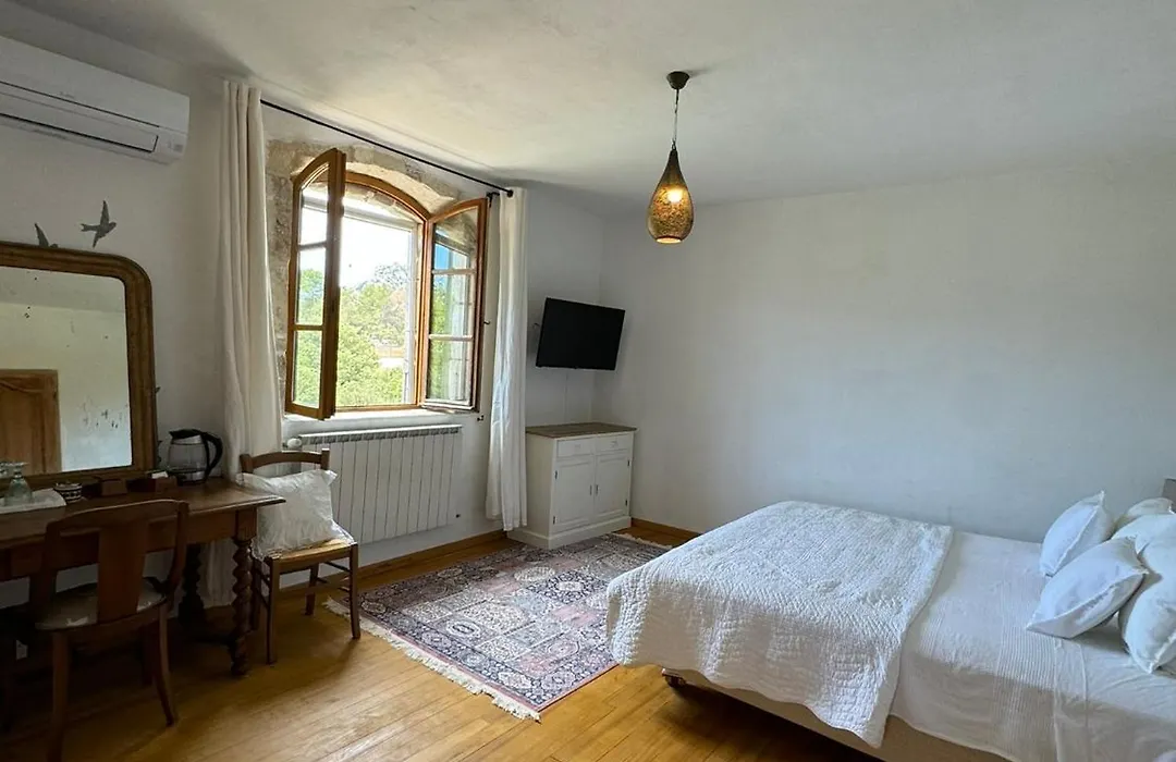 Chambre d'hôte au cœur de la Provence Eygalieres-1